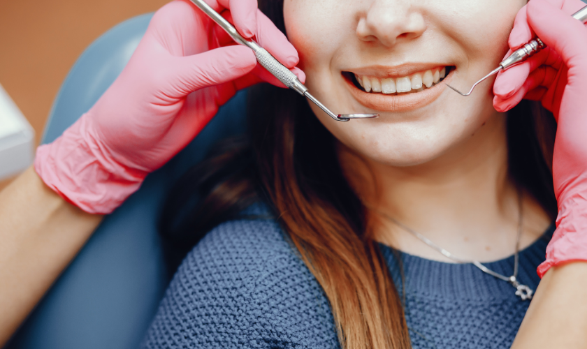 How To Achieve An Attractive Smile With Cosmetic Dental Treatments