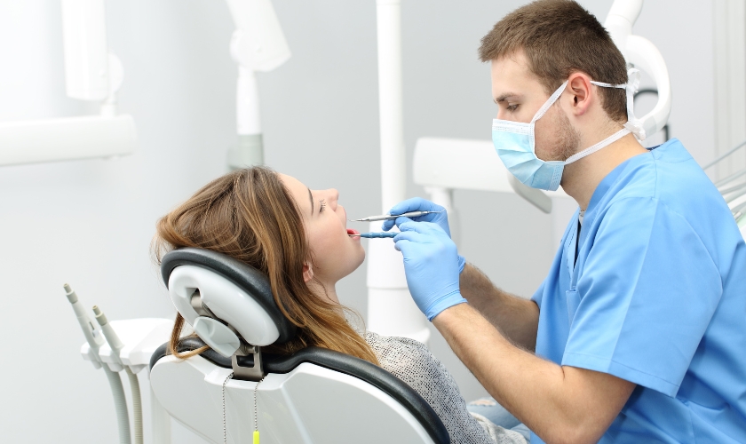 Reliable Dentist In Berwyn Offering Advanced Dental Cleaning Services